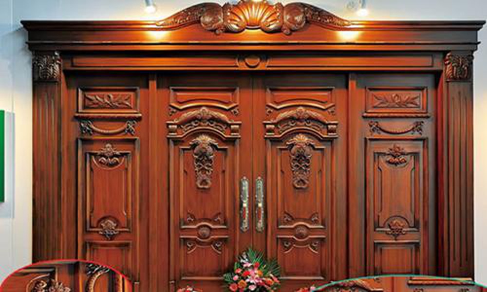 mẫu cửa cổng đẹp điêu khắc bằng gỗ